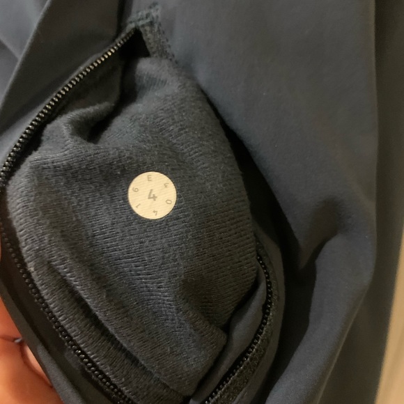 Lululemon step to it jacket 4 - Picture 4 of 7